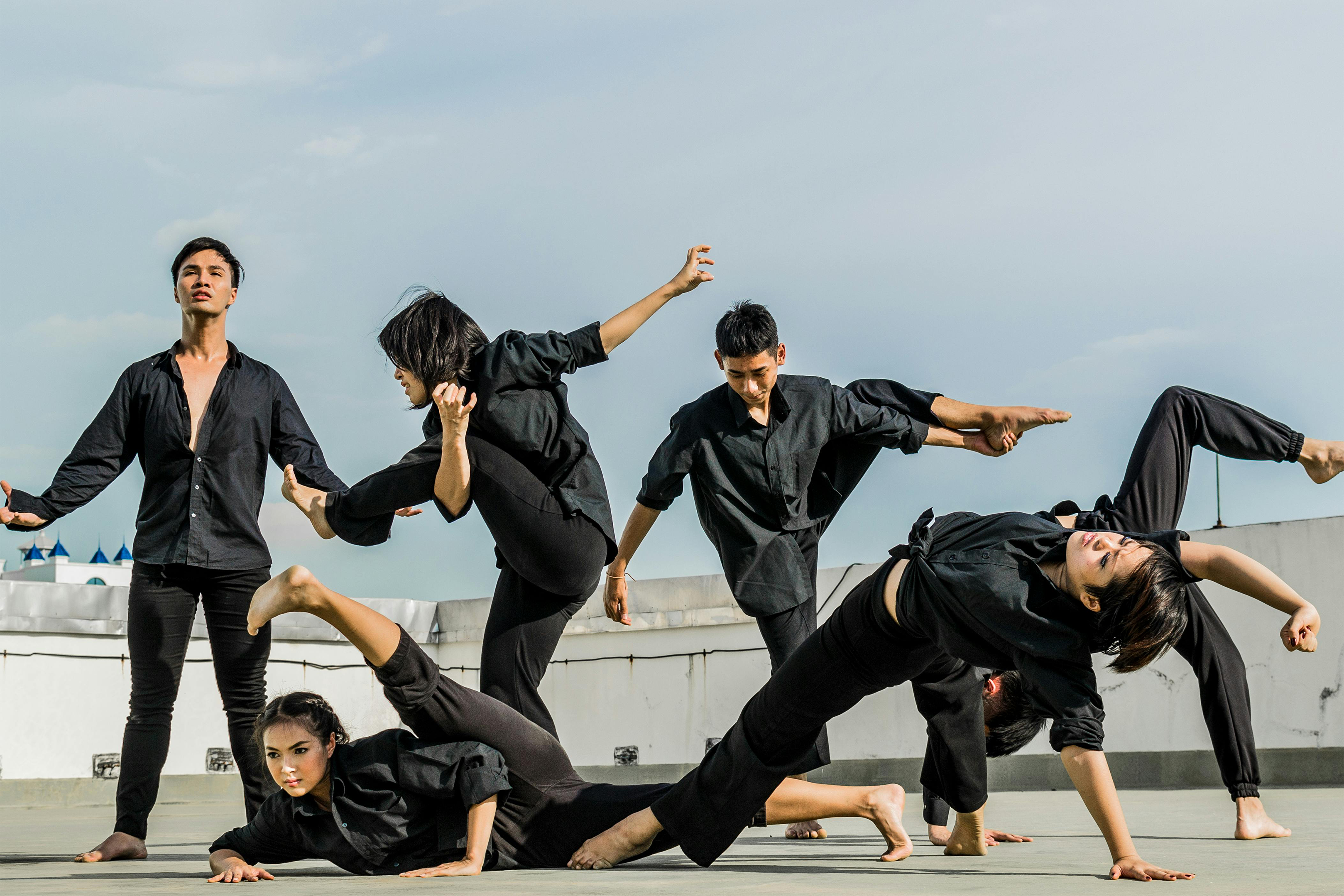 Why Join The Place's Dance Classes in Kalyan